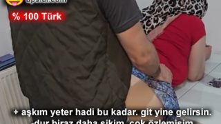 Sikmeye Doyamayan Komşunun Karısını Eteğini Sıyırıp Domalttı