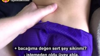 Masajda Değdirdiği Üvey Ablayı Sikini Yaslayarak Kışkırttı