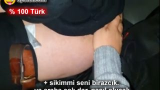 Arabada Sikmeye Yalvaran Sevgilisinin Israrına Dayanamadı