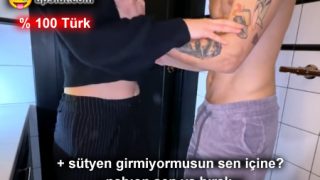 Sutyensiz Yakaladığı Sevgilisinin Yollu Arkadaşını Mıncıkladı