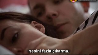 Uyurken Sürtünmeye Başladığı Üvey Kardeşine Amcığı Sulanınca Duramadı